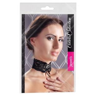 Choker lace