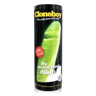 Cloneboy - helendav dildo, alasti